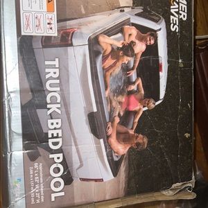 Truck bed pool